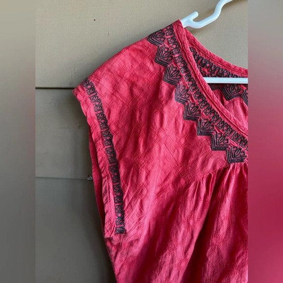 Prana Blossom V-neck Embroidered Top - Peach Gerberas - Women’s Size M - Picture 2 of 5